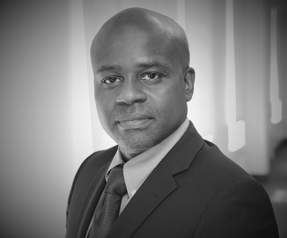 https://innisfilendoscopy.ca/wp-content/uploads/2022/10/Dr.-Sam-Ogunbiyi.jpg